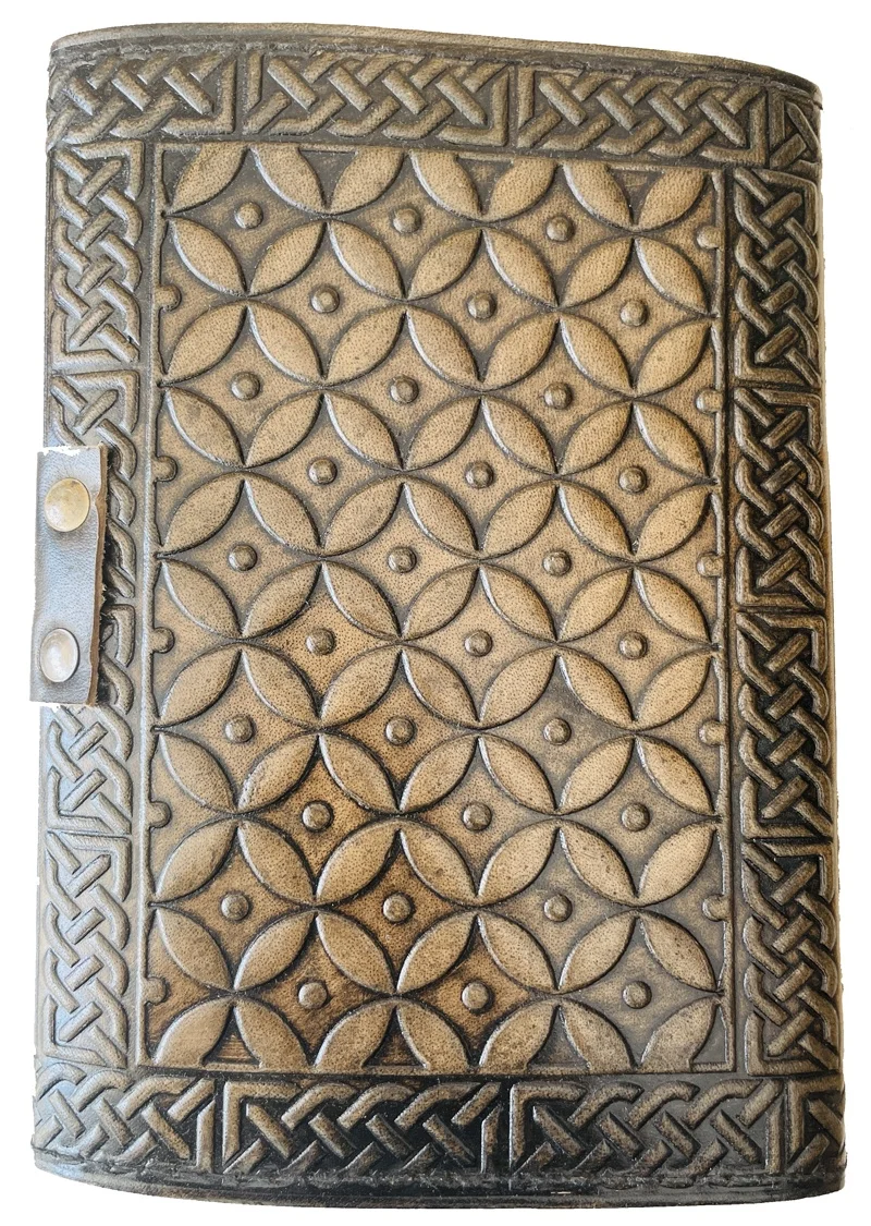 Wholesale  stone Leather Journal Writing Notebook Vintage Travel Diary for Men Genuine Leather Daily Notepad Kraft Paper Factory