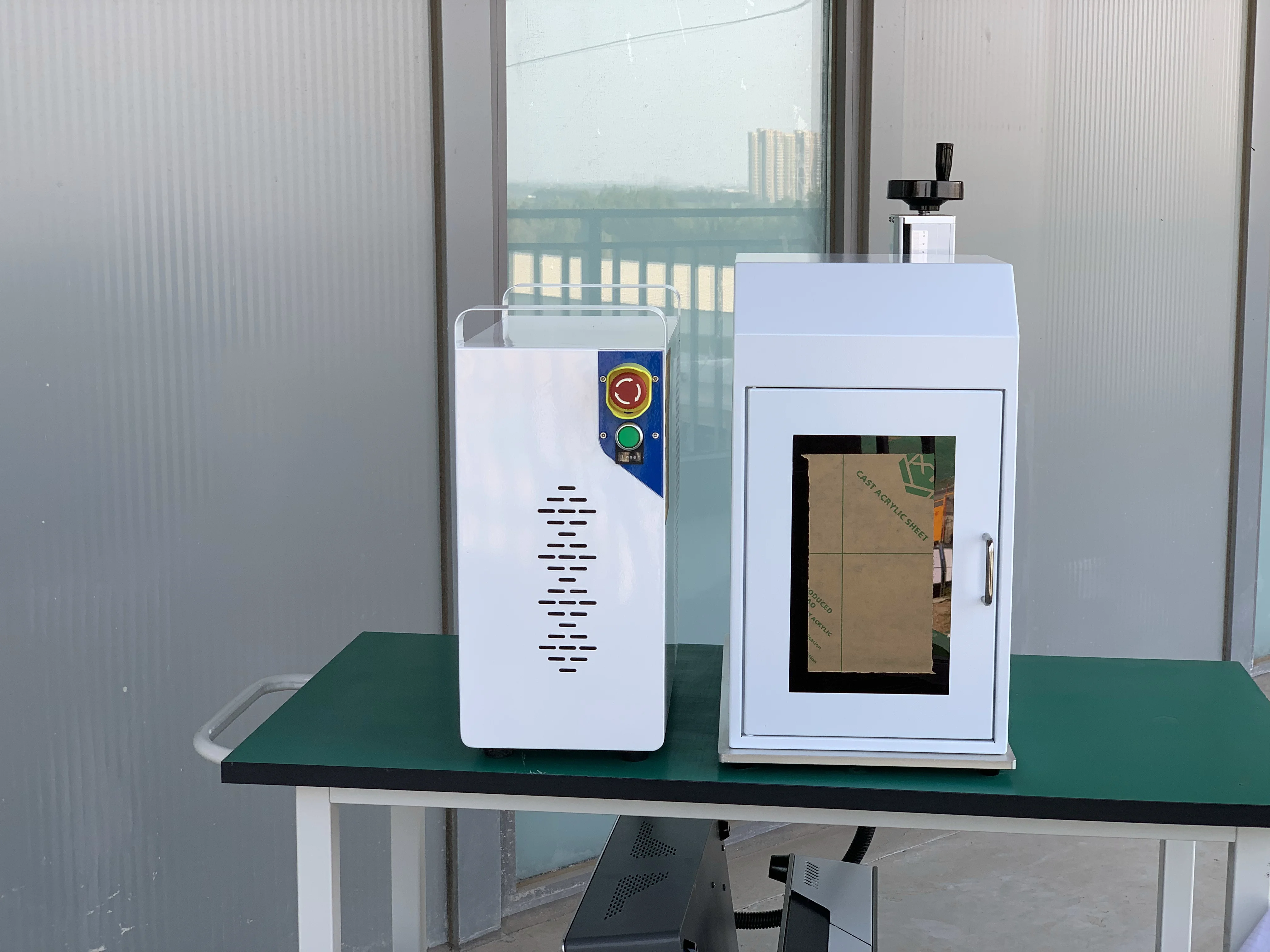 Desktop Fiber Laser Jewellery Making Machinery Gold Chain Making Machine for engraving color