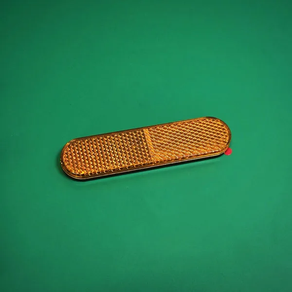 DOT certified reflector