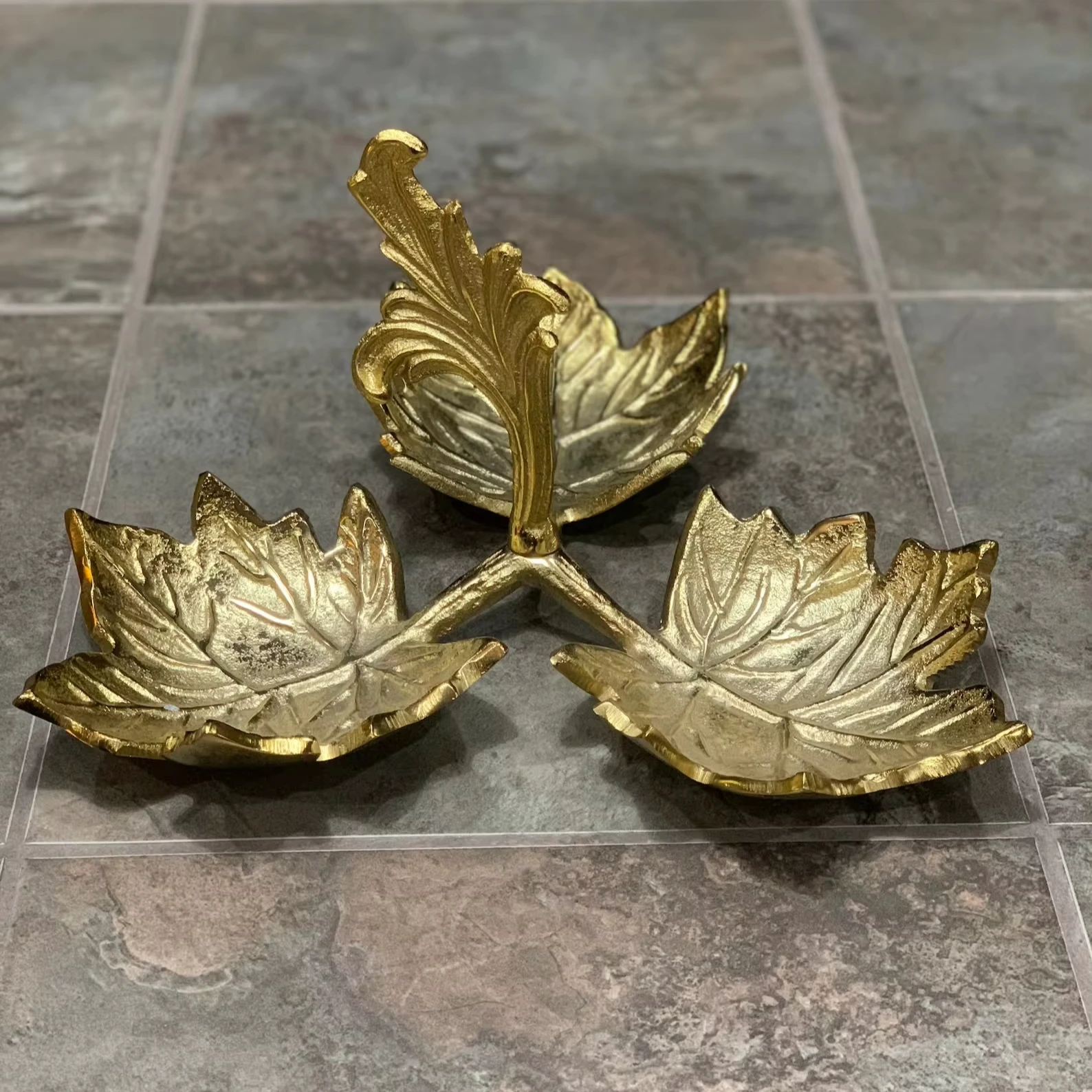 Metal Gold Maple Leaf Decorative Gold 3 Sectional Relish Bowl Aluminum Serving Tray, Bowl For Home, Hotels, By WB INC INDIA