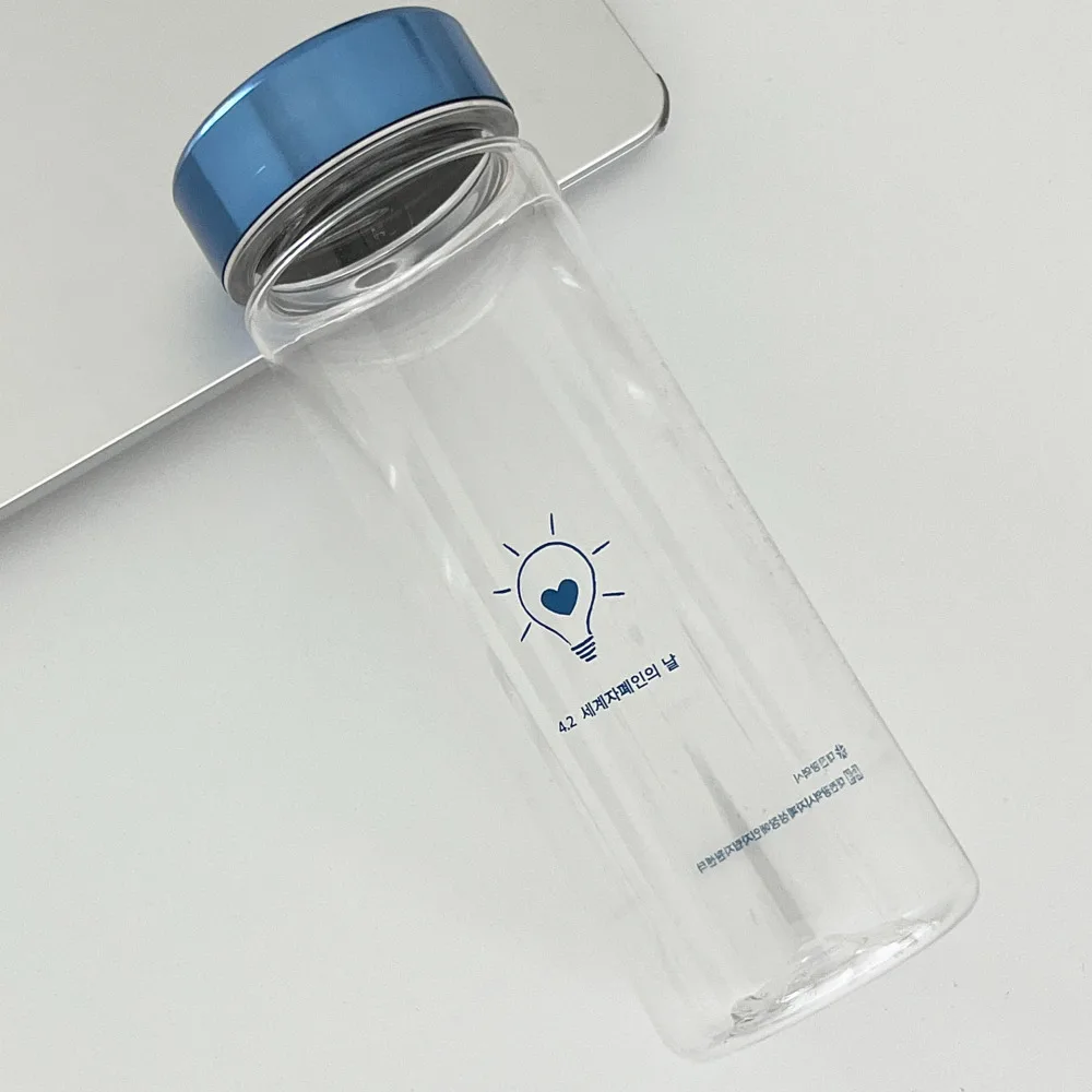 Made in Korea Tritan Plastic Cups with Metal PP Lid Custom Logo Printing 500ml/700ml Capacity for Water Bottles and Gifts