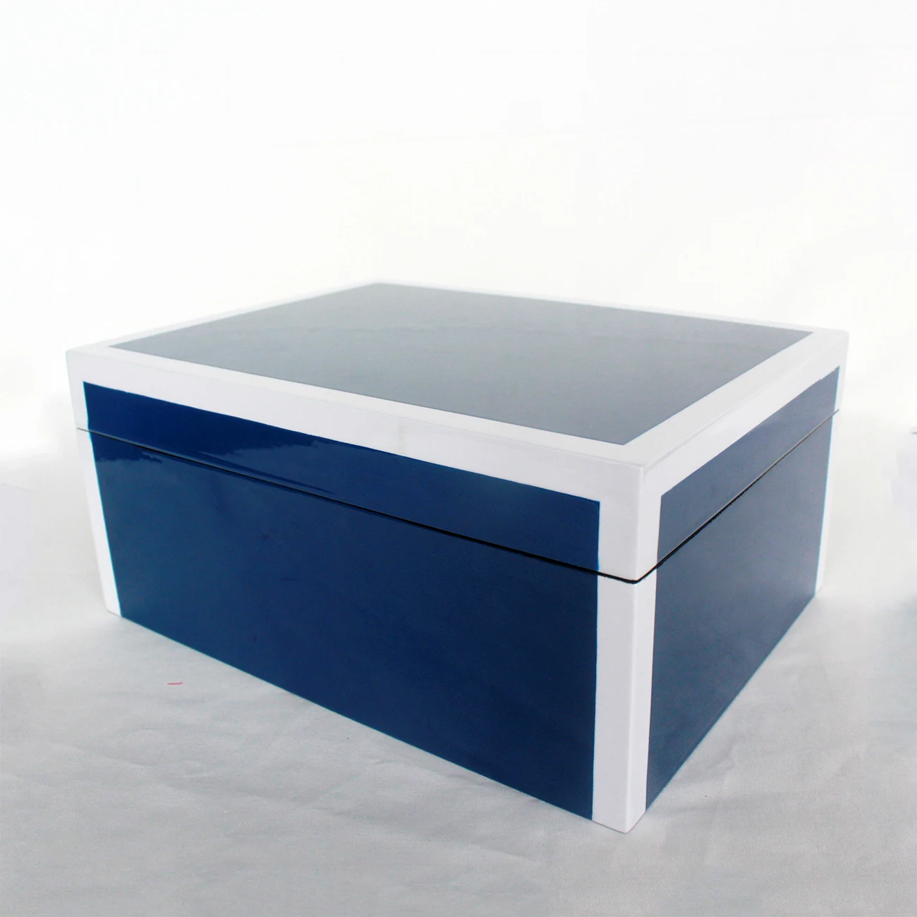 Blue lacquered jewelry boxes from Vietnam