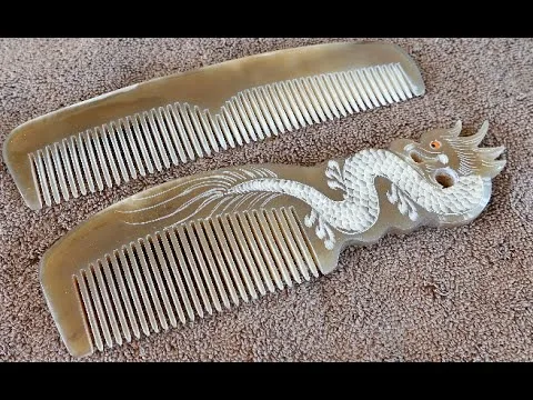 Natural Brown Buffalo Horn Comb Good Polished Ox Horn Comb with Wood Handle Very Cheap Cow Horn Lice Hair Comb for Hair Care