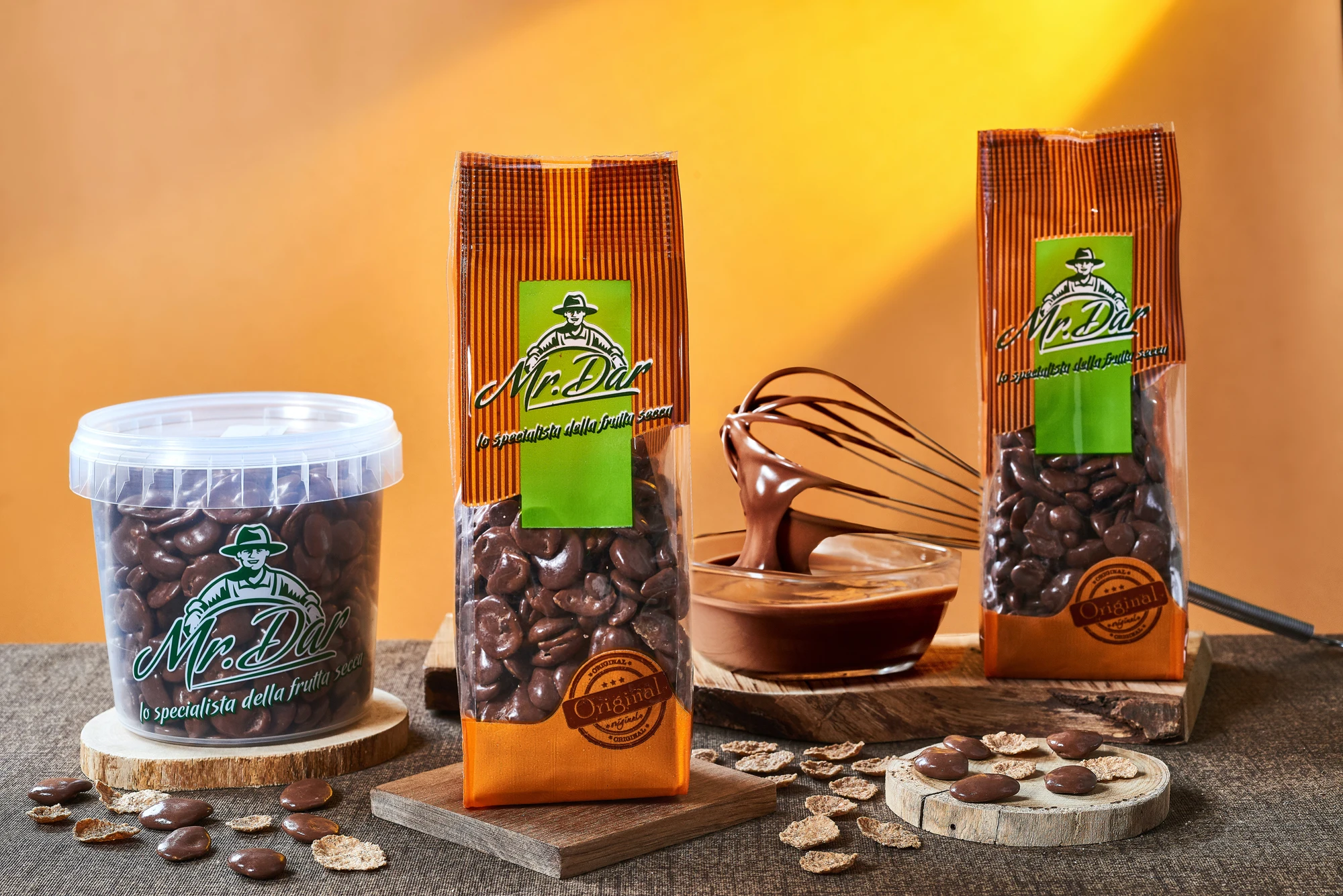 High Quality 5 Kg Wafer Diced Covered with Dark Chocolate B2B Ready Cream Flavor with Nut Fruit Ingredients Bar & Ball Patterns