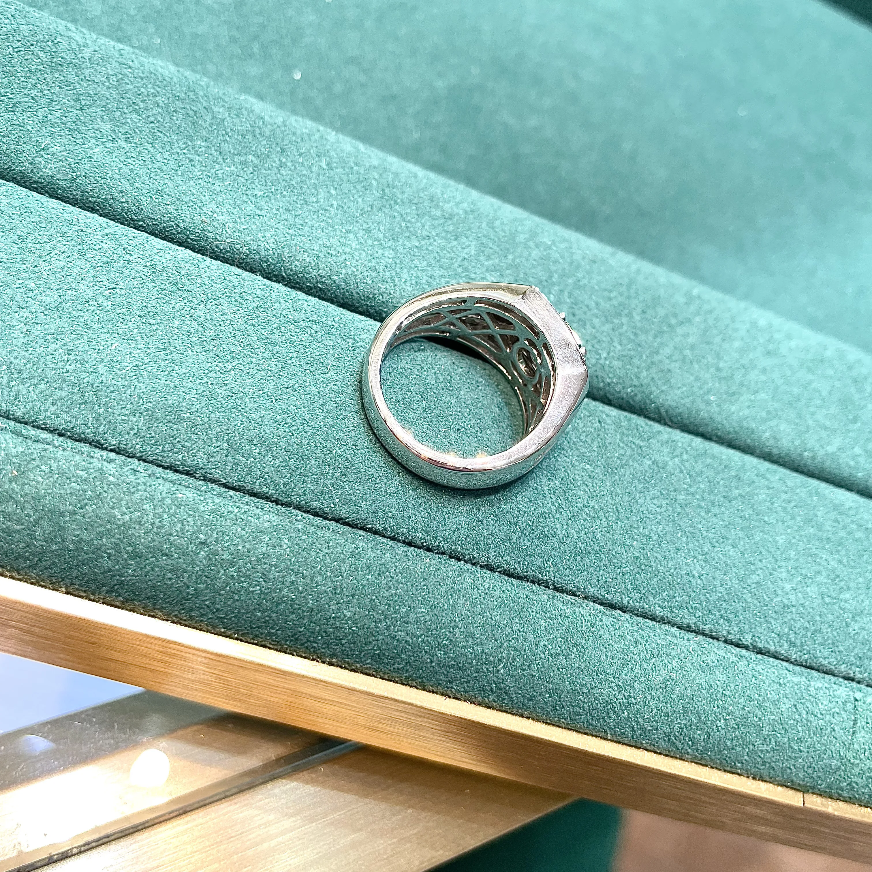 OEM мужские ювелирные изделия 925 стерлингового серебра 10K 14K 18k золото 750 Белое Изумрудное кольцо с бриллиантами