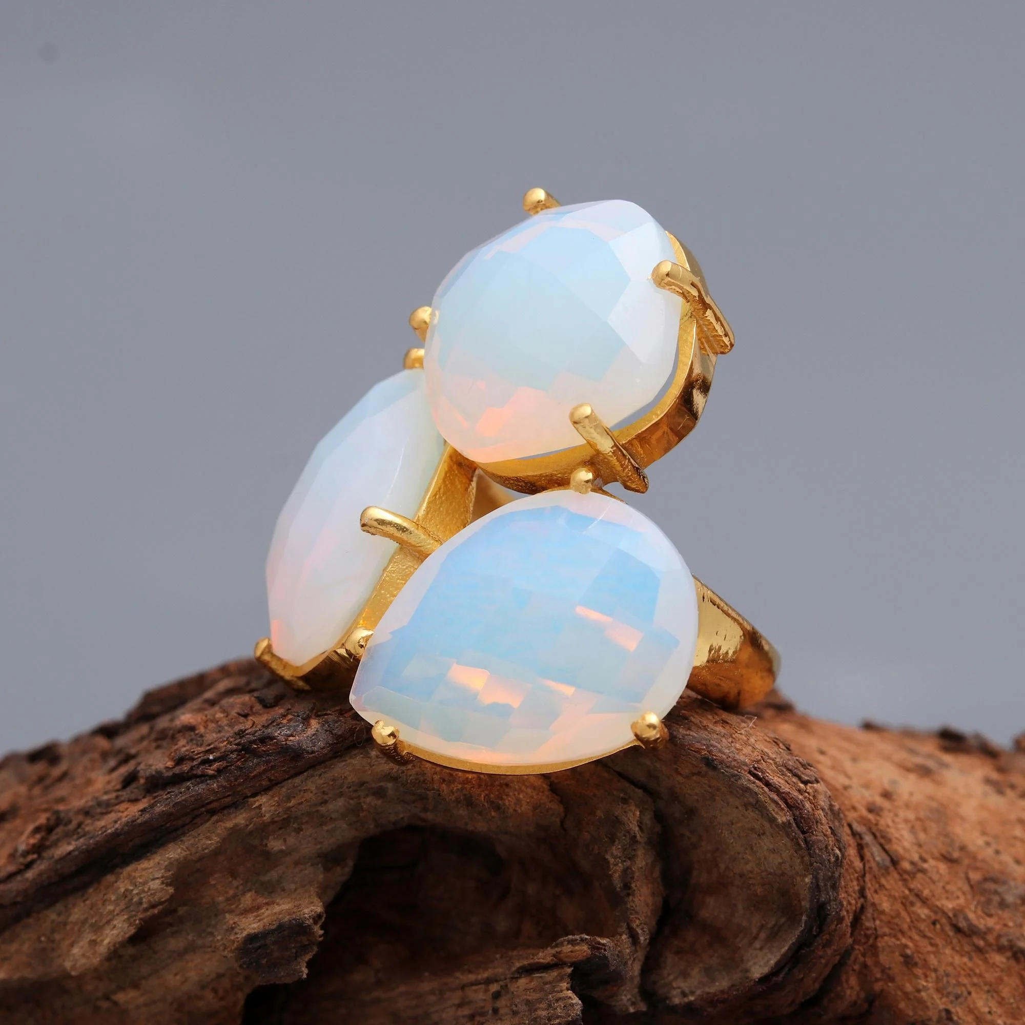 Lovely Style Natural Ethiopian Opal Gemstone Fine Jewelry Solid 925 Sterling Silver Gold Plated Birthstone Charm Ring Accessory
