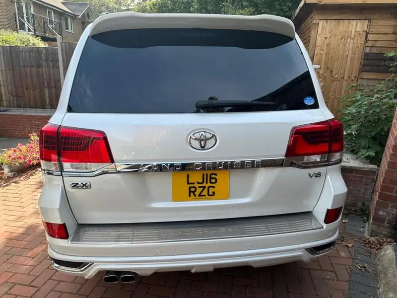 2019 Toyota Land Cruiser 4.5 V8 SUV 5dr petrol Auto 4WD Euro 5 - RHD