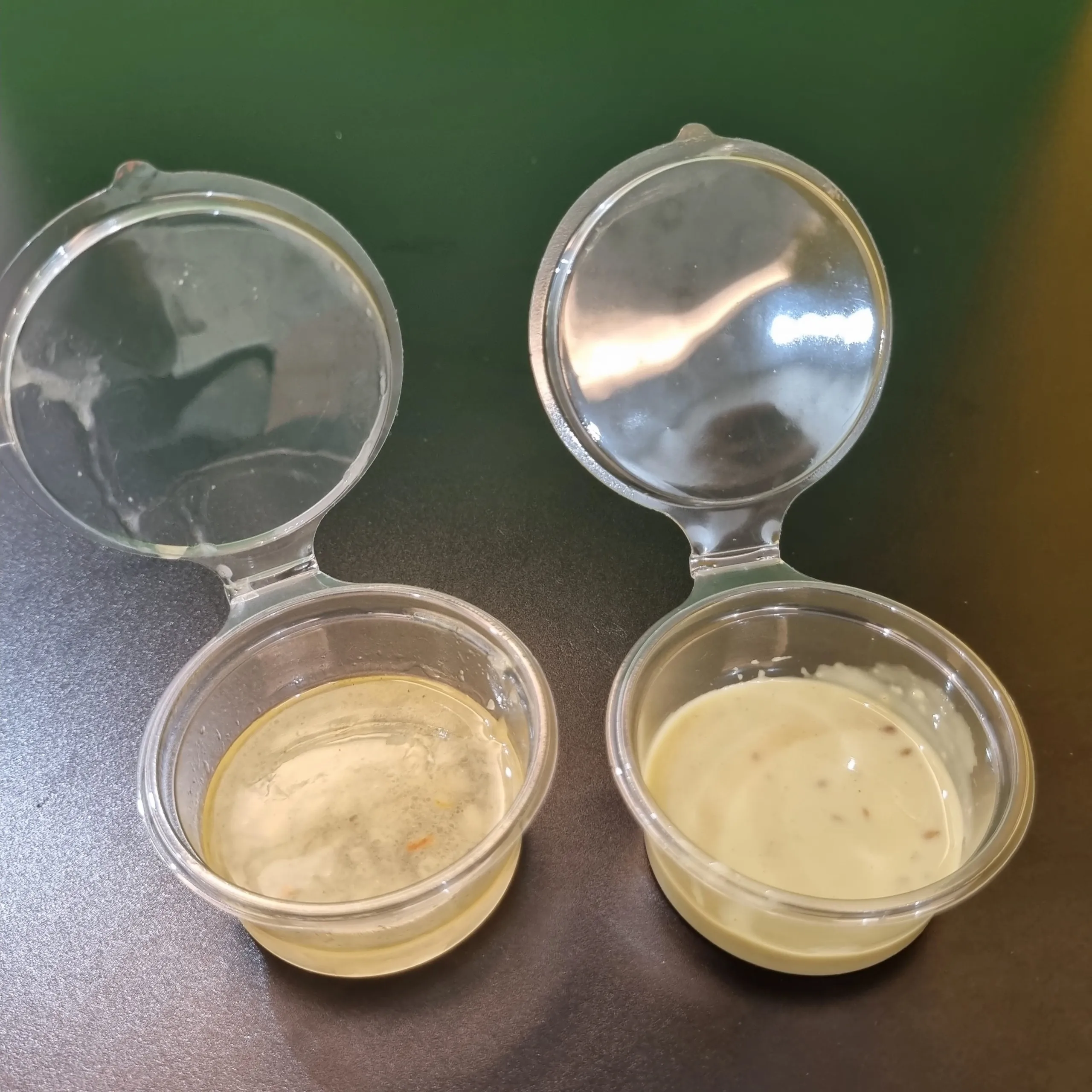 11 Years supplier Top selling Disposable To Go Sauce Container PET plastic Sauce Cups 2oz 60ml with hinged lid