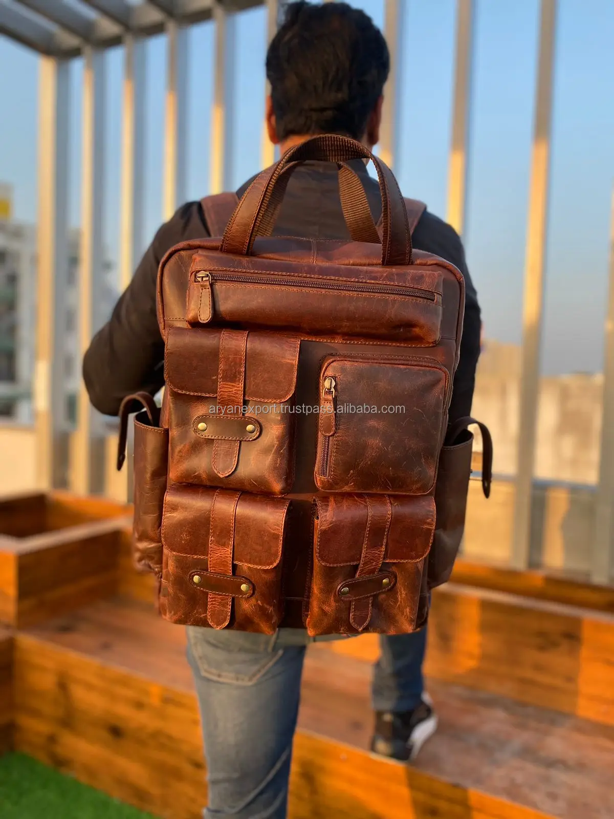 Back Pack Durable Casual Travel Genuine Leather Laptop Cowhide Leather Multiple Pockets Laptop Backpack