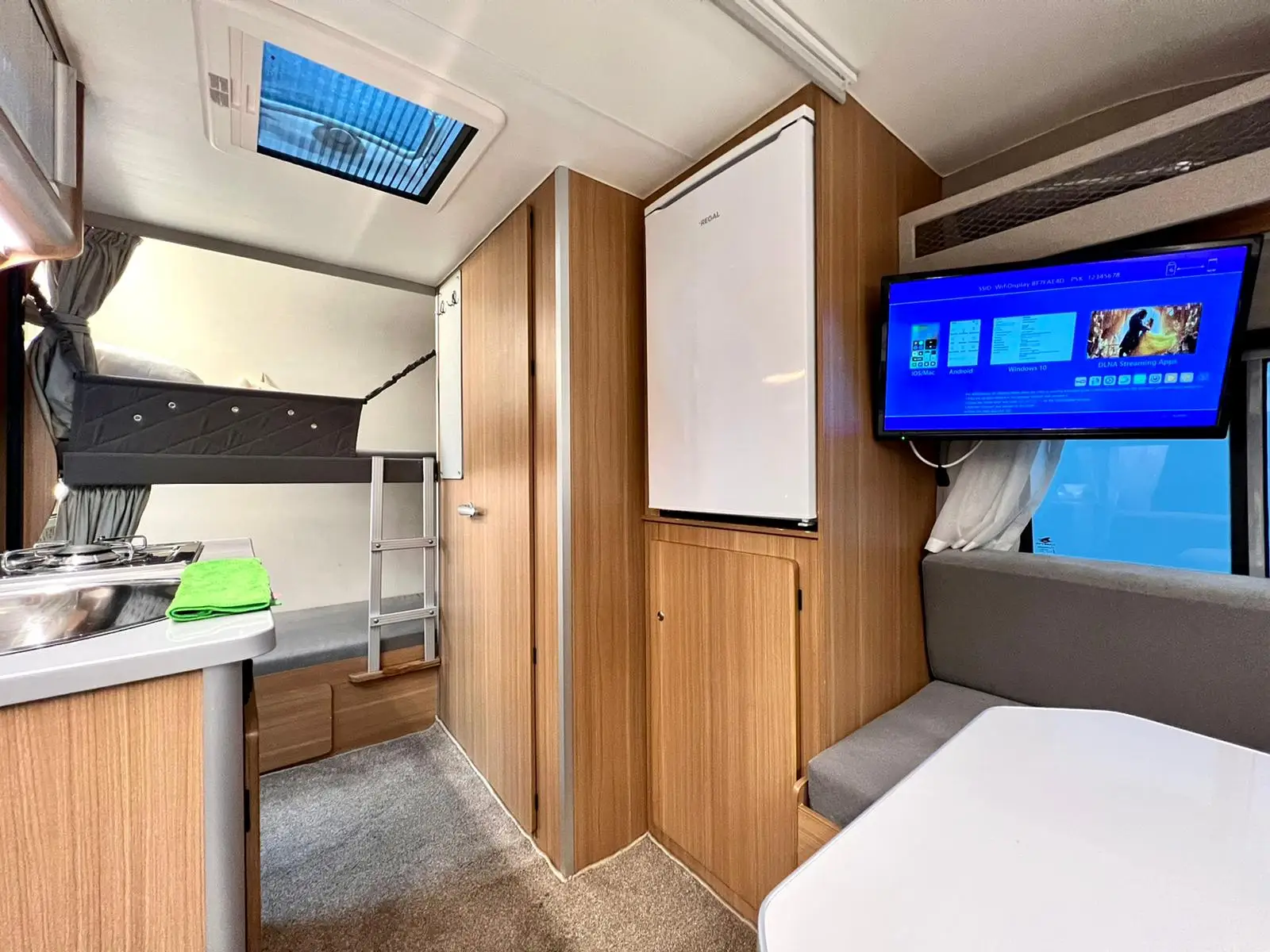 Bicycle Trailer Cargo Trailer TC2025B Semitrailer Durable Plastic Max OEM CCC Origin Type Certificate Size Product ISO Place SHN