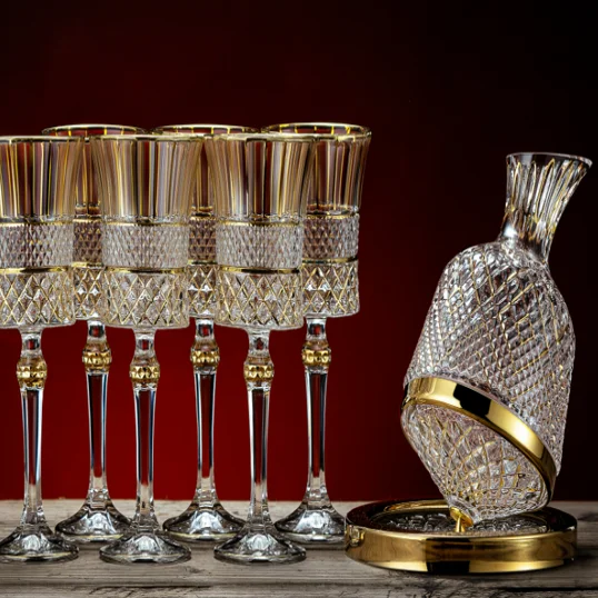 Modern Style Hand Made Gold color Diamond High quality Crystal Material Wine Crystal Set  wine tasting