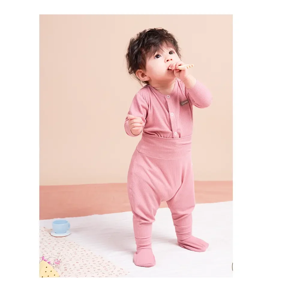 Air-cool Knitwear Fabric Vietnam Cookie 0-6 months Size Babywear Unisex Newborn Baby Set with 95% cotton, 5% elastane