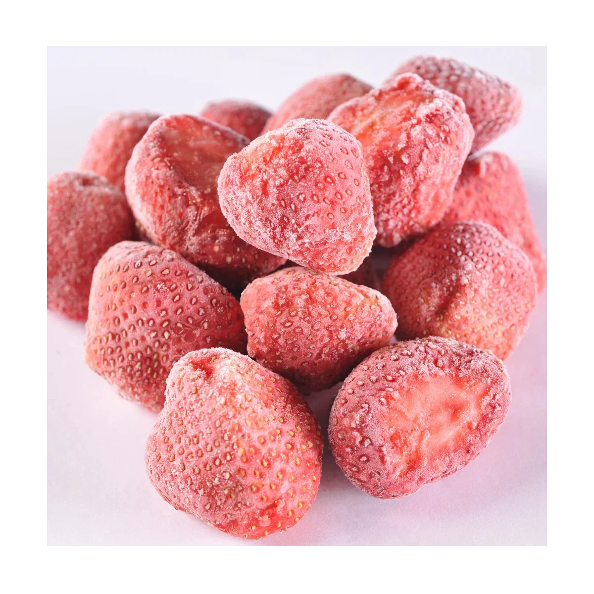 High quality IQF 10 kg frozen fruits and berries from Uzbekistan IQF Frozen Strawberry in carton boxes for food