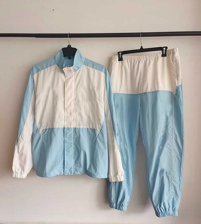 High Quality 2025  Street Style Polyester Tracksuit Jacket in Blue Winter Full Zip with Woven Weave Windbreaker Tracksuit