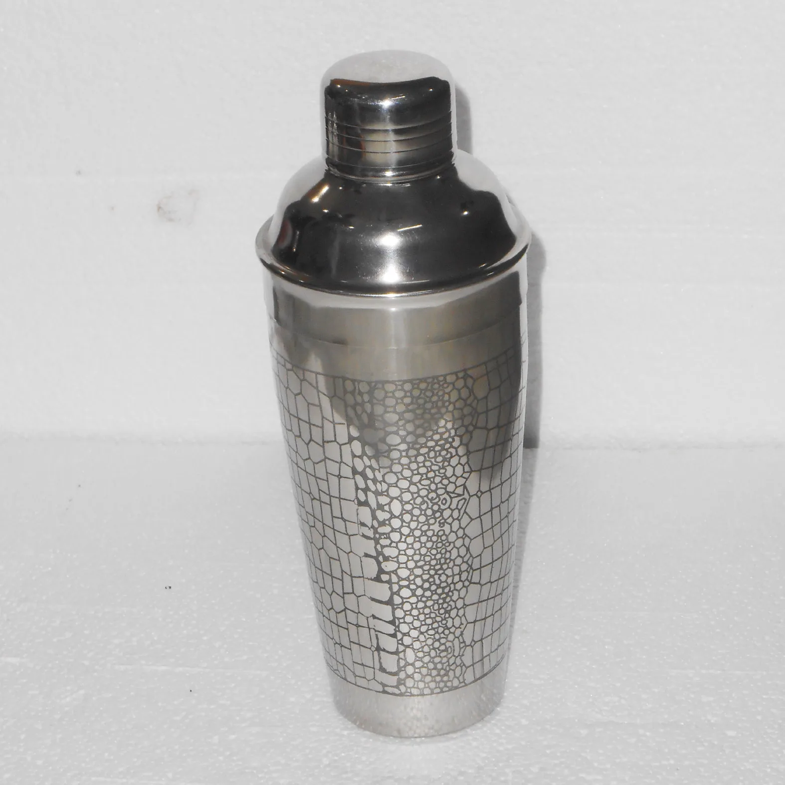 Wholesale Metal Cocktail Shaker Soft Drink Mixing Mojito Shaker Use For Home Making Cocktail Shaker