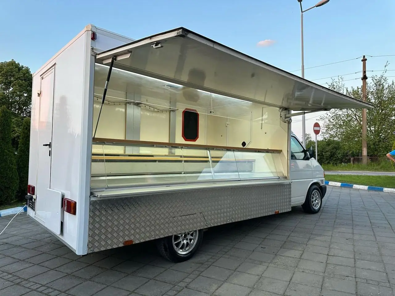 Order Cheap Buy Fully Equip Original Fast Food Truck Mobile Food Cart Trailer Food Vending Van Catering Truck