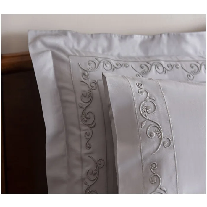 Wholesale Cheap Embroidery Duvet Bedding Set High Quality Grey Cotton Sateen Duvet Covers Pillowcases for Home Hotel Wedding