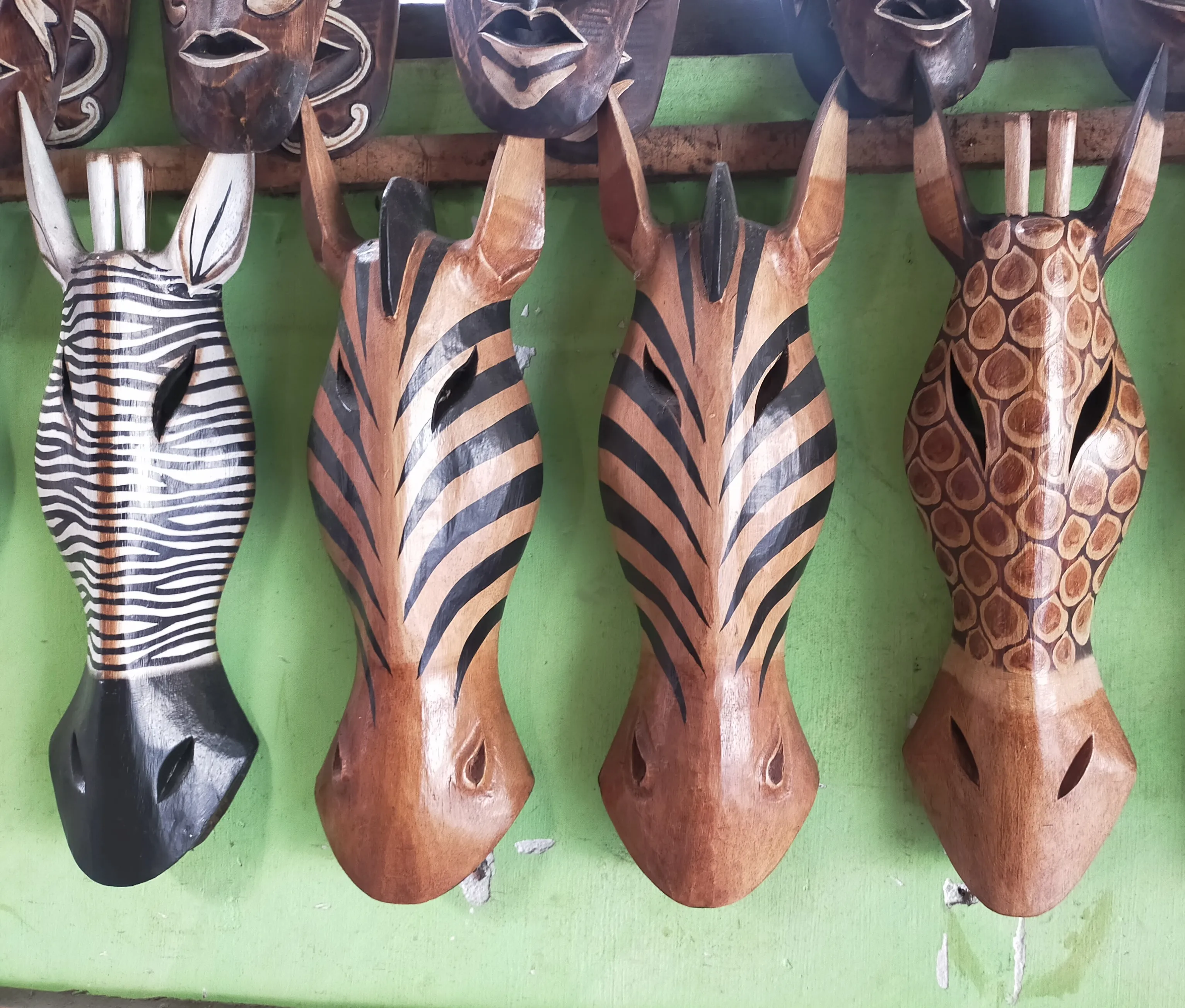 Best choice of African Wooden Carved Wall Mask for Decoration made in Bali Indonesia by fine Balinese Artisan