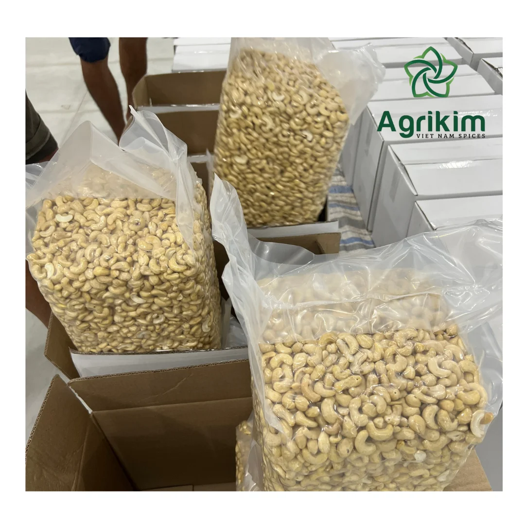 Wholesale Raw Cashew Nuts High Quality Crunchy Delicious Cashew Nuts Without Shell From Vietnam