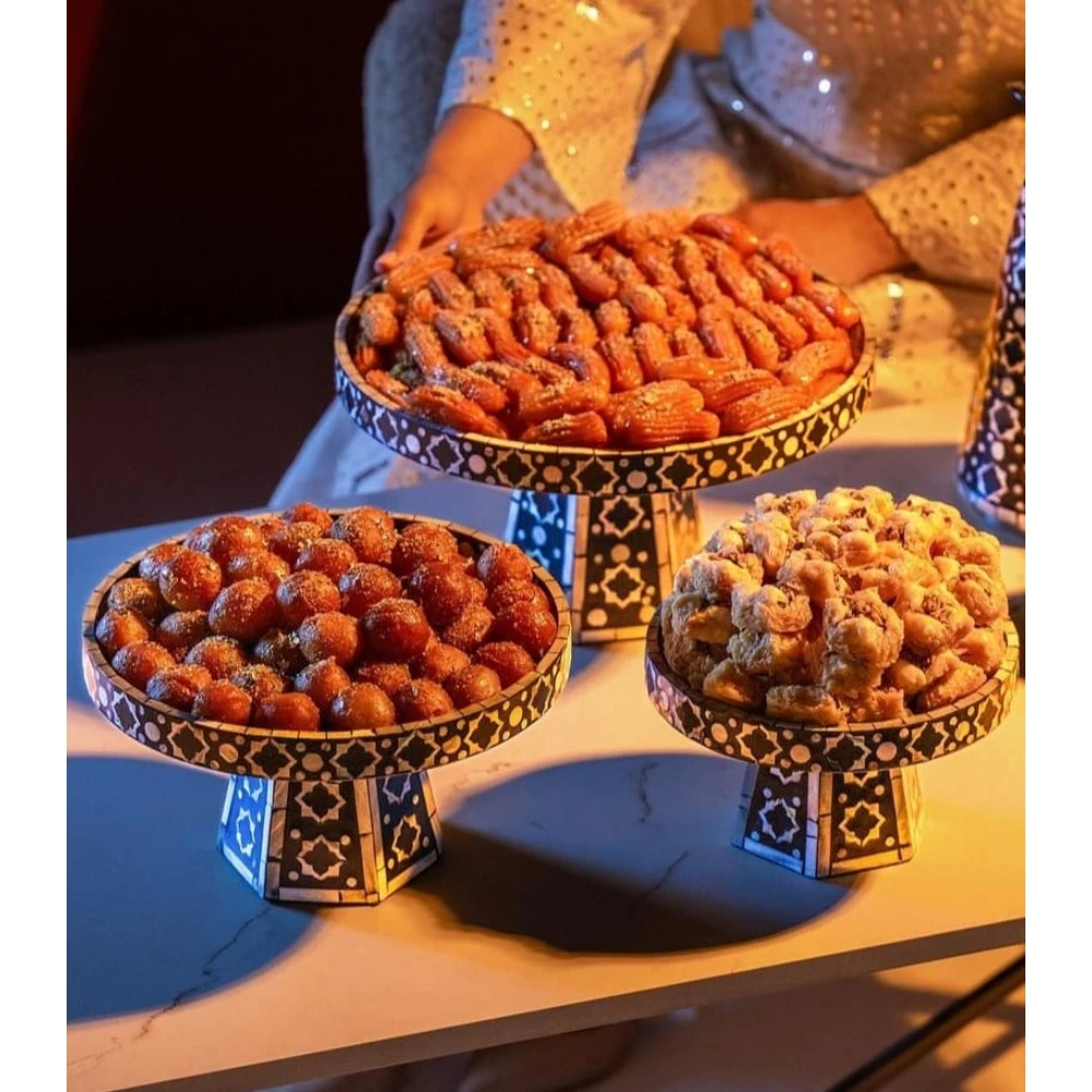 Prime Quality Chocolate Serving Bowl Round Chocolate Server Platters For Home Decor Table Ware Chocolate Serving Bowl