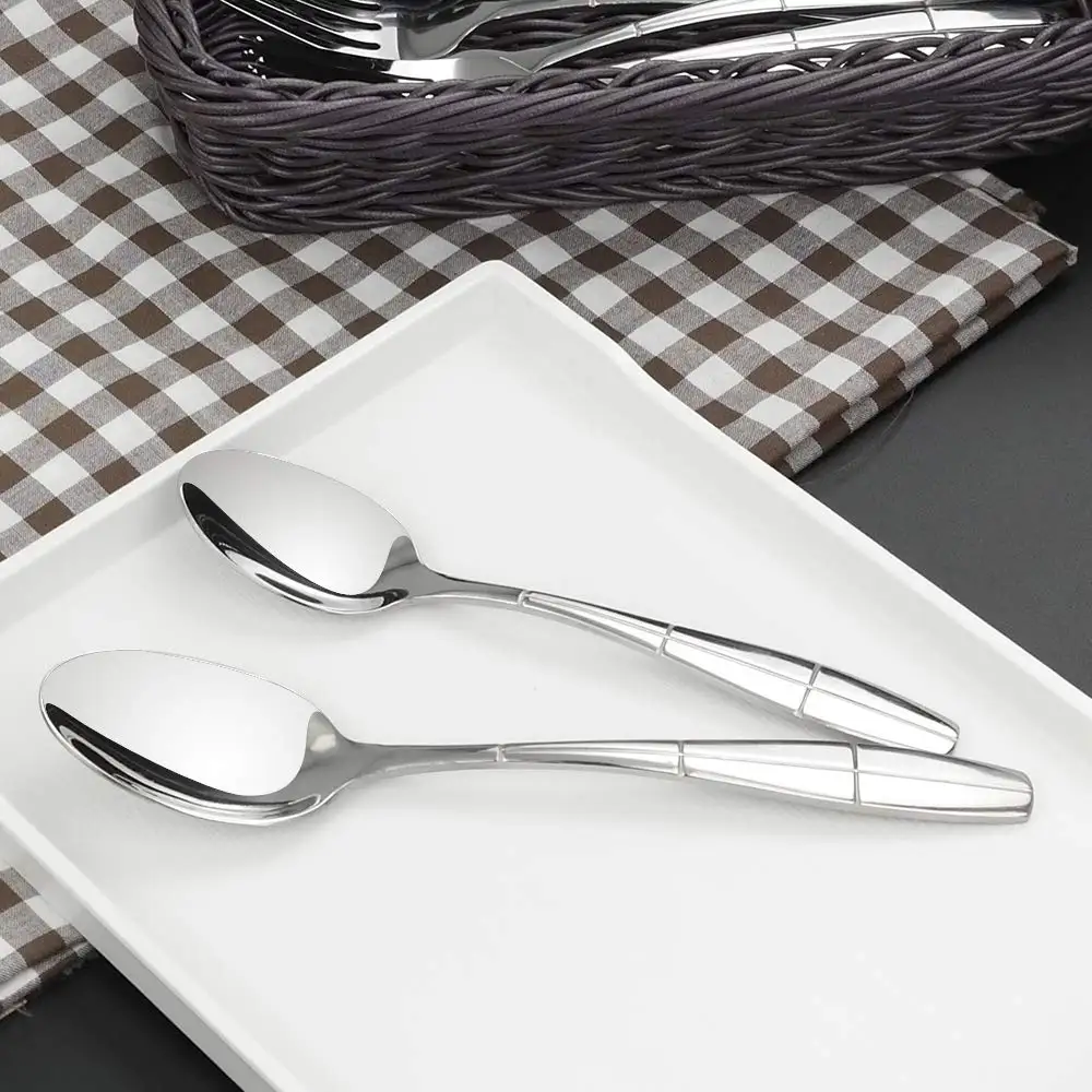 Kitchen Black Metal Silver 4 Pieces Silver Dinner Knife Spoons And Fork Cutlery Set Stainless Silver Cutlery For Wedding