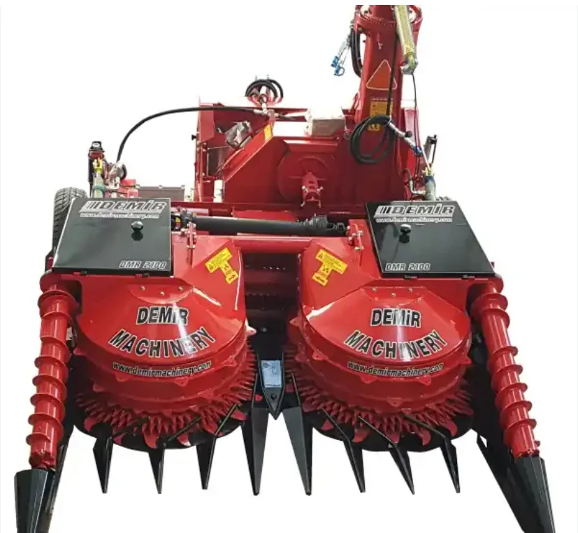 Б/у 3-рядный независимый кукурузно-силосный комбайн кукурузный измельчитель оснащенный тракторами