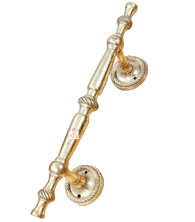 Vintage Elegance: Antique Brass Door Handle