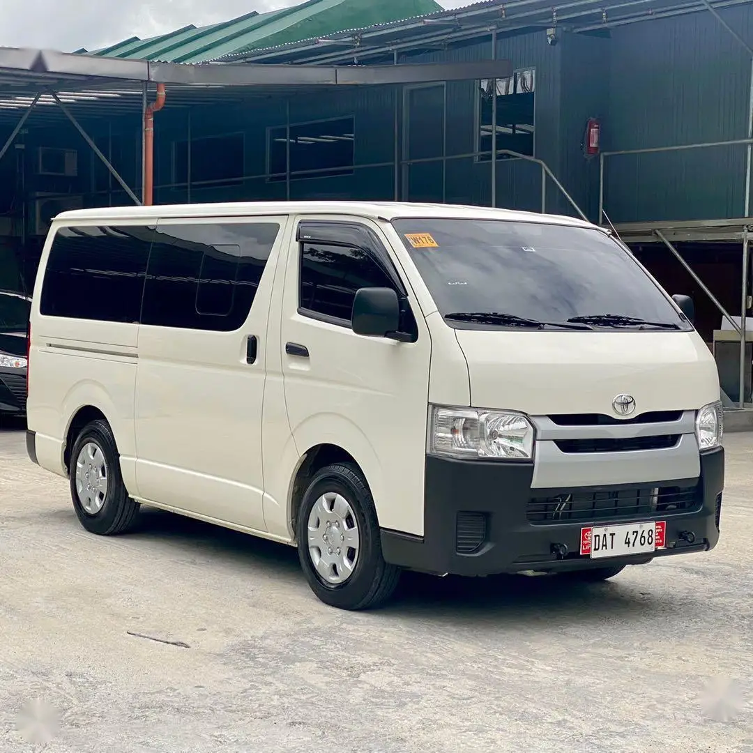To-yota Hi-ace -2021