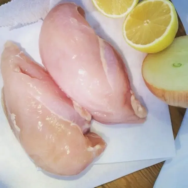 Origin Type Life Price Halal Frozen Chicken Breast , Skin Bulk Supplier Halal Brazil Chicken Frozen