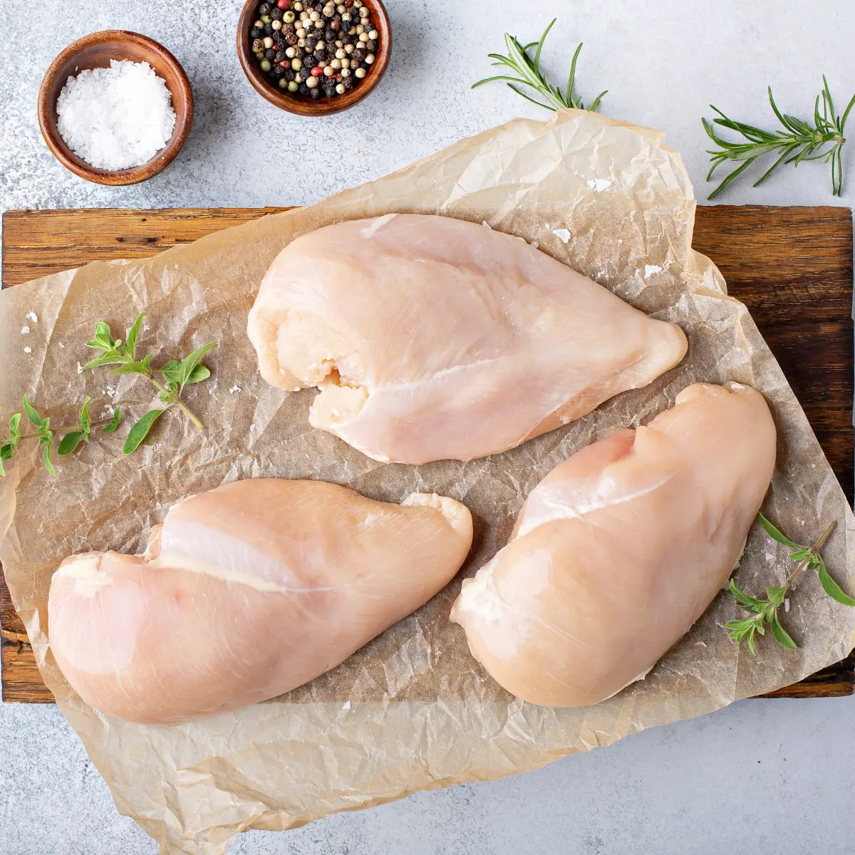 frozen boneless halal chicken breast 120gr pack in 10 kg carton boneless chicken feet frozen chicken breast