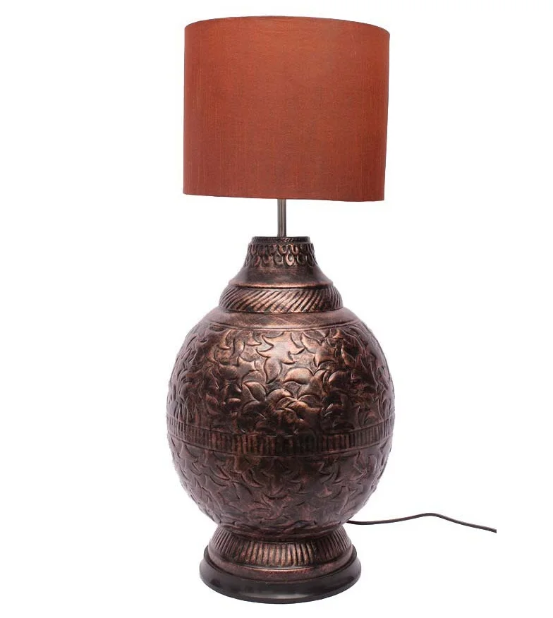 METAL DESIGNER SILVER TABLE LAMP BASE