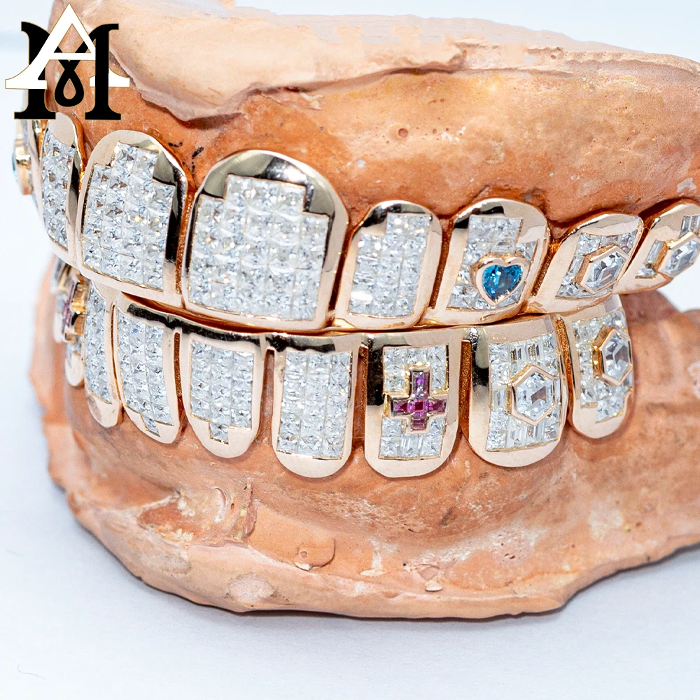 Invisible Set Custom Iced Out Hip Hop Grillz Princess Brilliant Cut 18k Gold Plated VVS Moissanite Diamond Grillz For Teeth