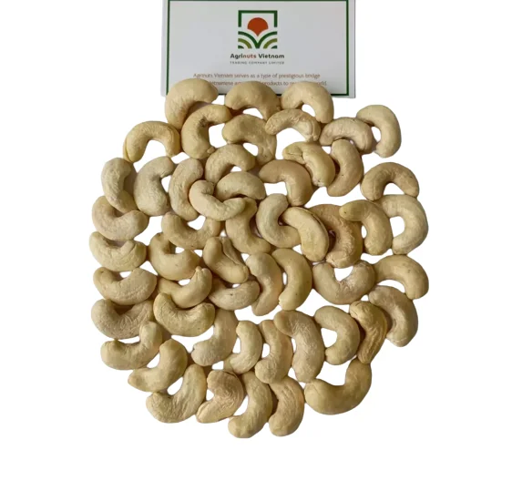 High Quality Cashew Nuts w240 Delicious Cashew Nut Kernel 100 % Natural For wholesale Negotiable Price
