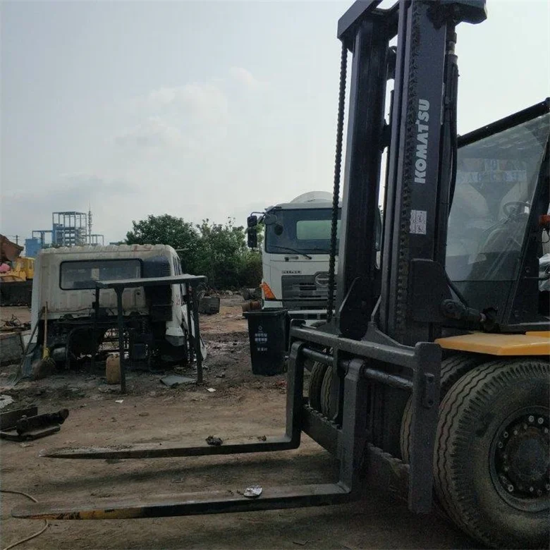 15 ton used high performance original komatsu fd150 fd30 forklift low price for sale