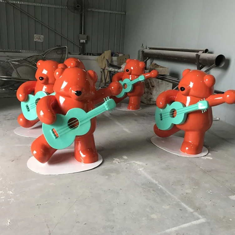 Fiberglass guitar-playing cartoon bear Decorative sculpture animal model customization The shop welcomes guests and furnishes st