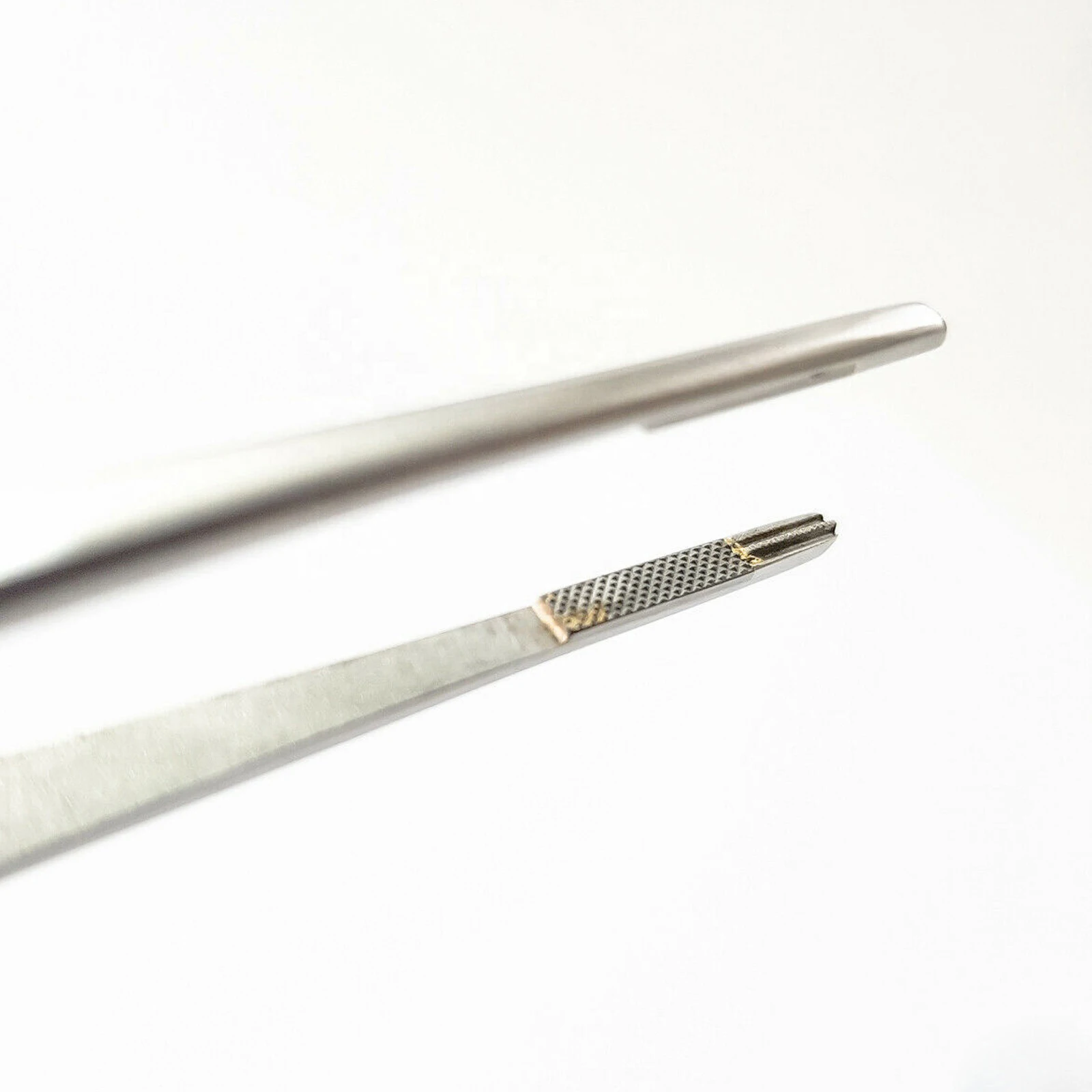 Dissecting Forceps Lightweight Full Straight Longitudinally Serrated Jaws 24cm Forceps