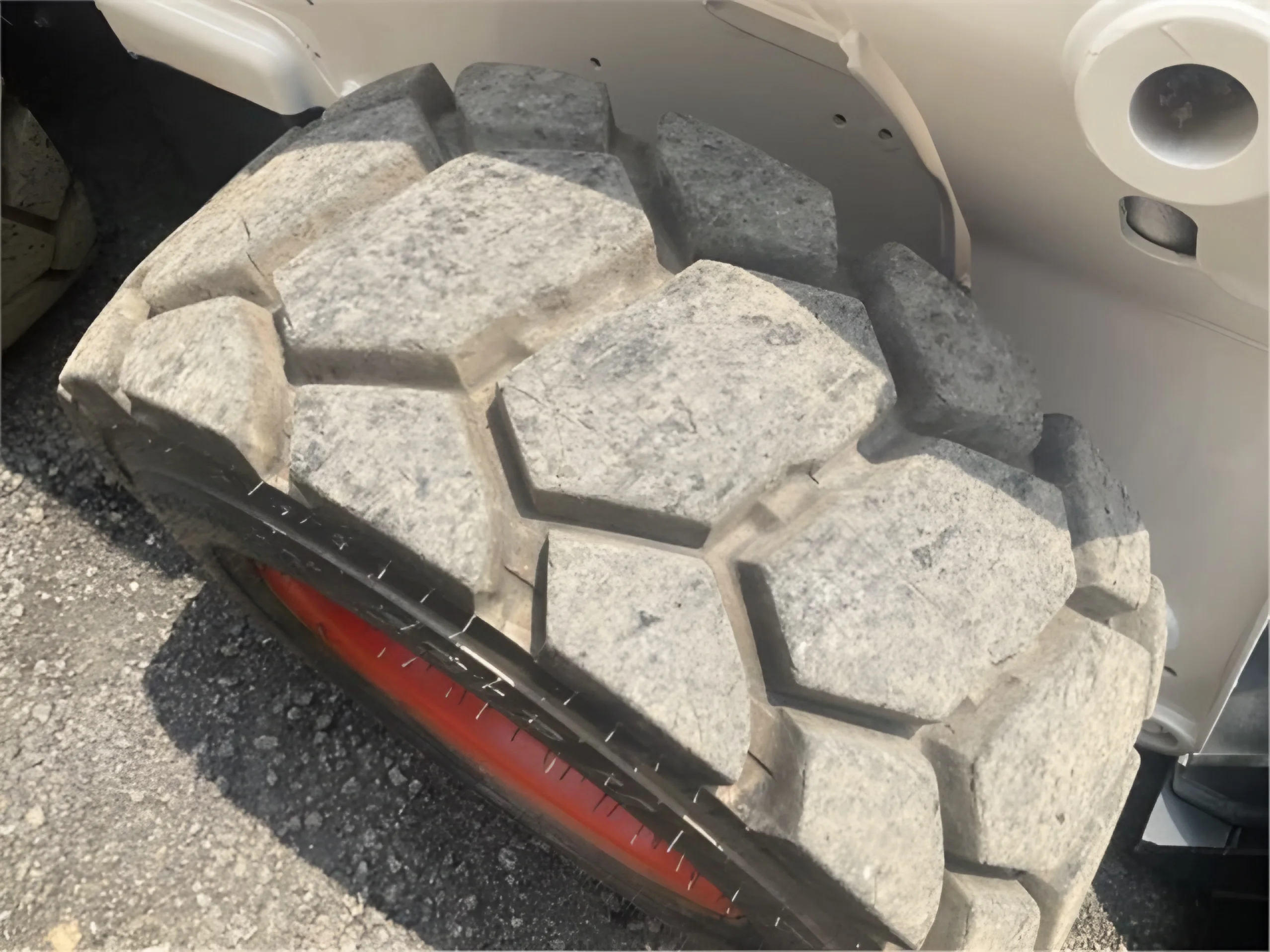 2015 BOBCAT S740 (4).JPEG