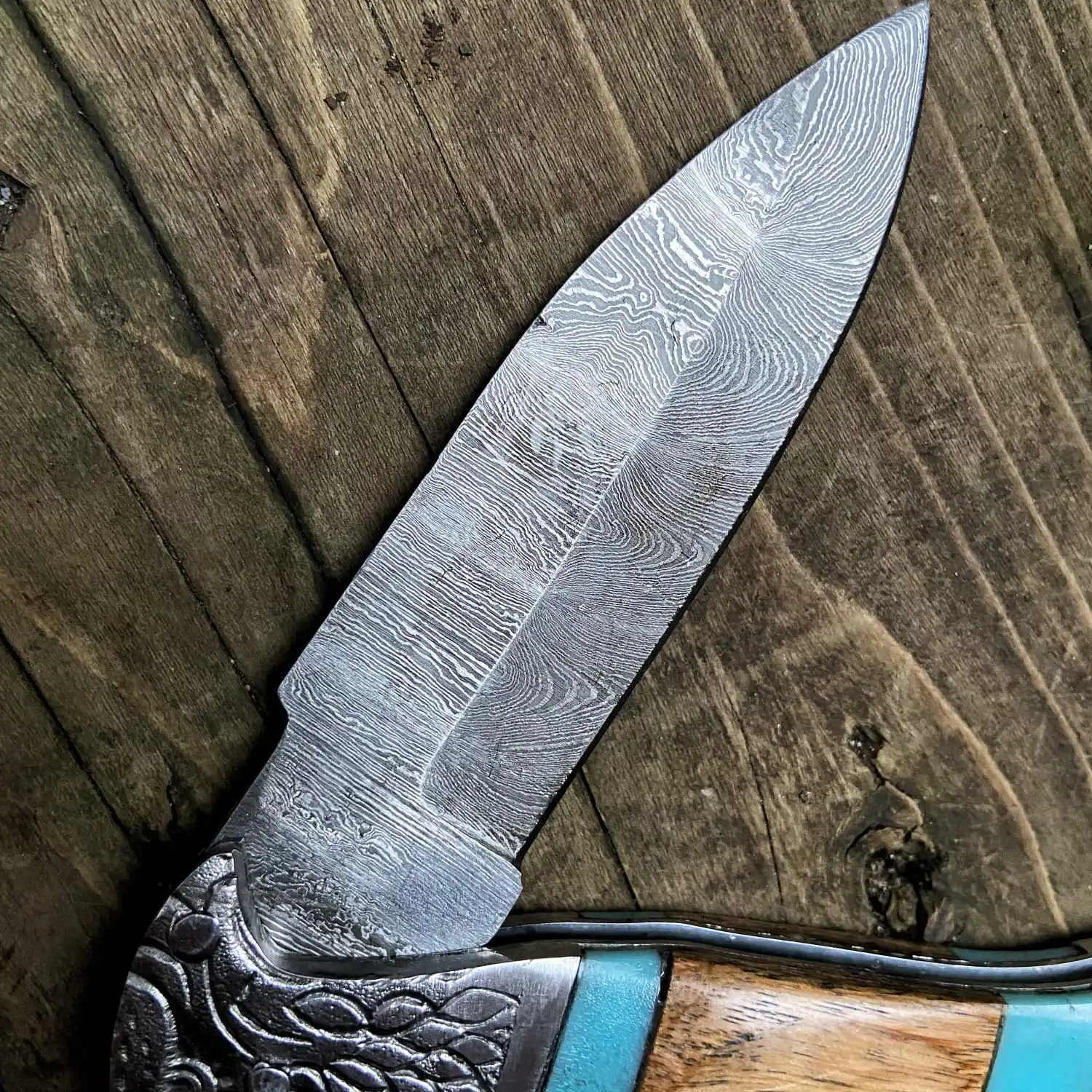 2024 New Design Damascus Steel Folding Pocket Knife Professional Outdoor Camping Gardening Knives Wholesale Small Folding Knife