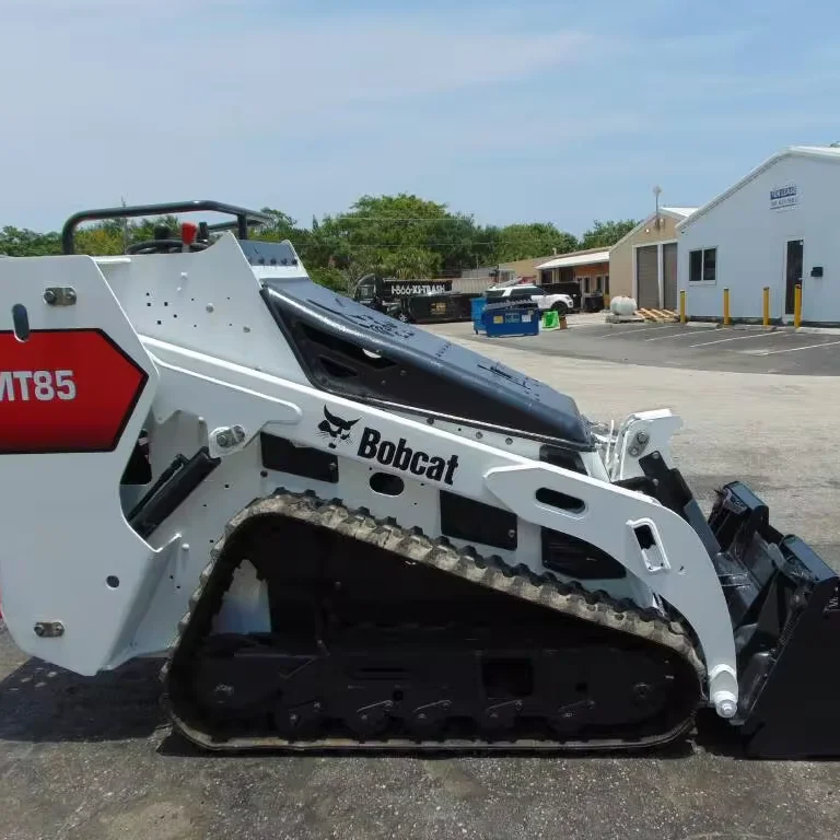 2018 BOB-CAT Compact Track Loader MT85
