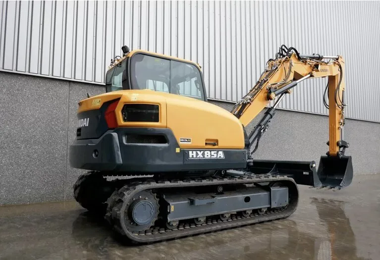 High Quality Fairly Used Hyundai 2020 Hydraulic Compact Excavators HX85A For Sale/ Fast Delivery
