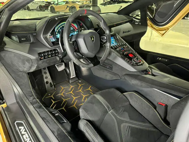 Лучшее замечательное предложение цена 2019 Lam-bor-ghini Aventador LP 770-4 SVJ с малым пробегом бензиновых автомобилей готовых к отправке Лидер продаж