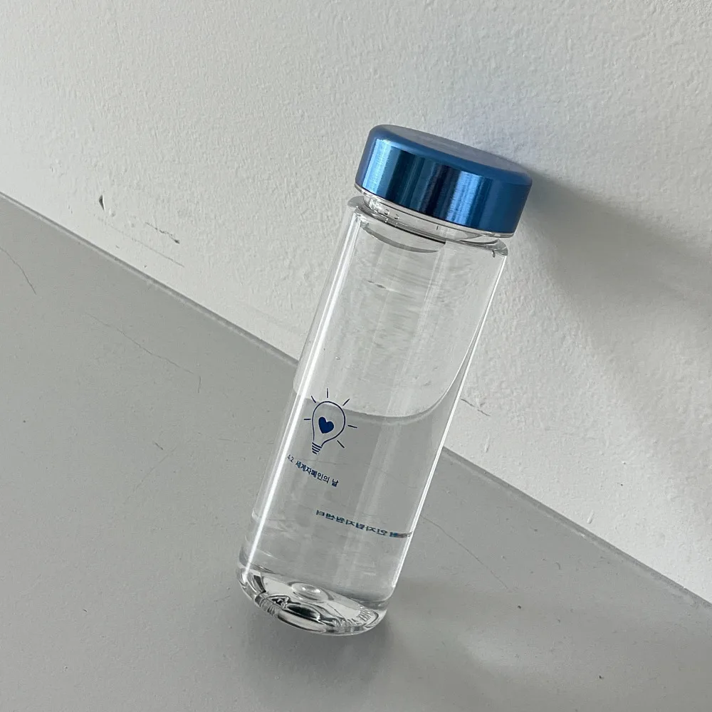 Made in Korea Tritan Plastic Cups with Metal PP Lid Custom Logo Printing 500ml/700ml Capacity for Water Bottles and Gifts