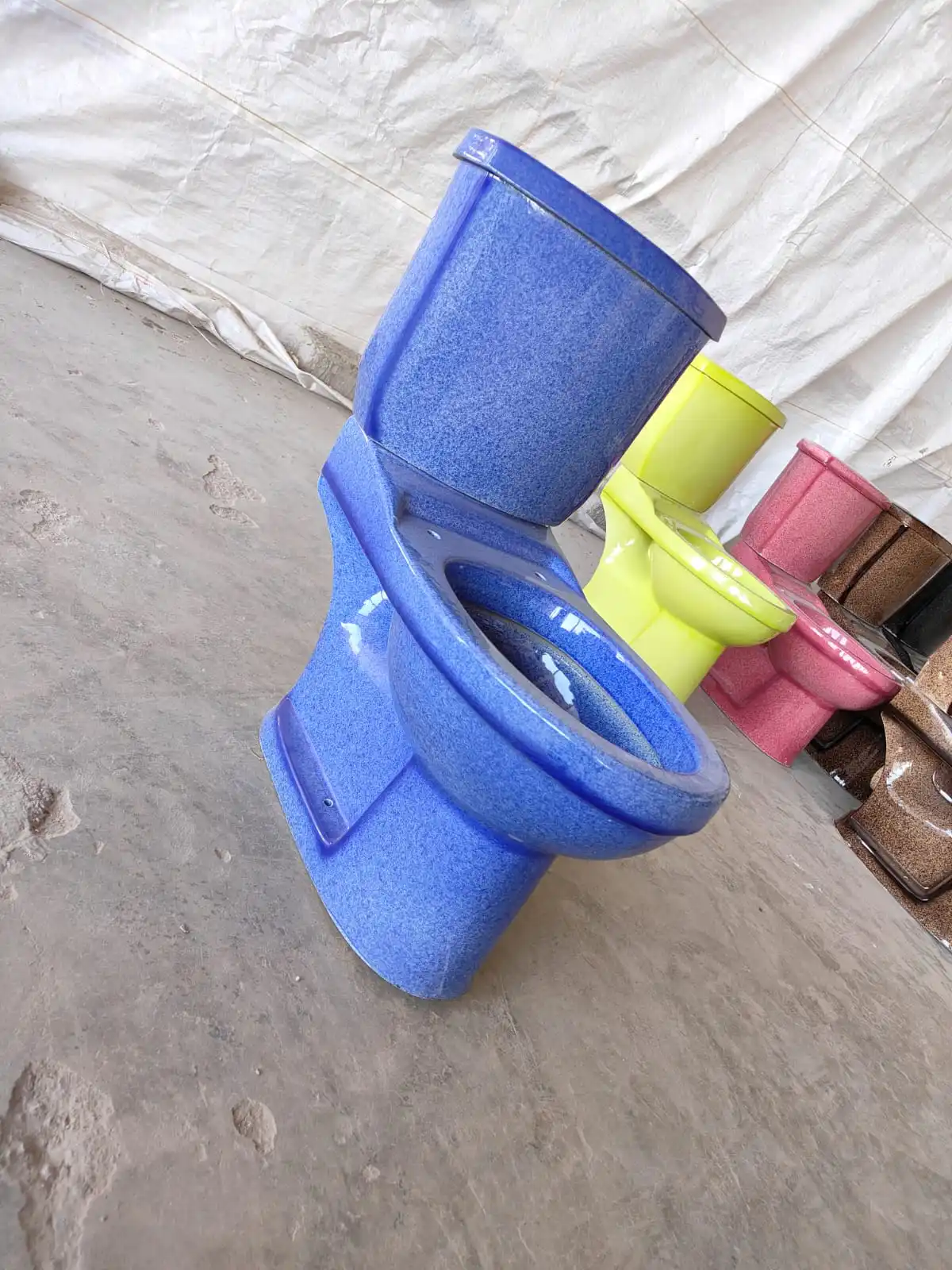 2024 Trendy Aqua EWC Two-Piece Water Closet Ultimate Item for Bathroom with Hydraulic Slow Ceramic Seat Cover Widely Demanded