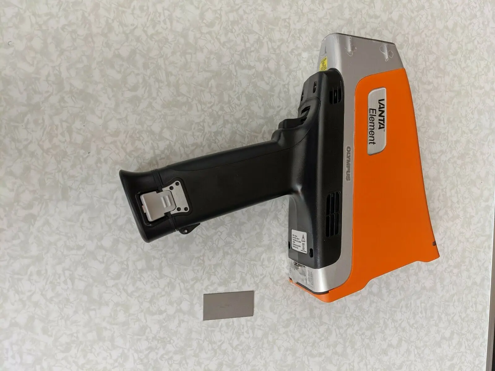ORIGINAL DEMO OLYMPUS VANTA XRF HANDHELD ANALYZER ALLOY SCRAP PMI PRECIOUS METALS NITON BRAND NEW READY SHIP!!!