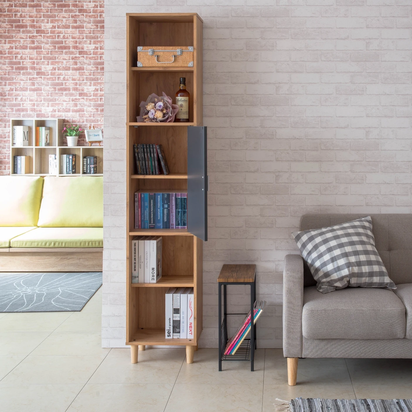 New Design 5 Tier Tall Bookshelf with 1 Door  Display Storage Bookcase