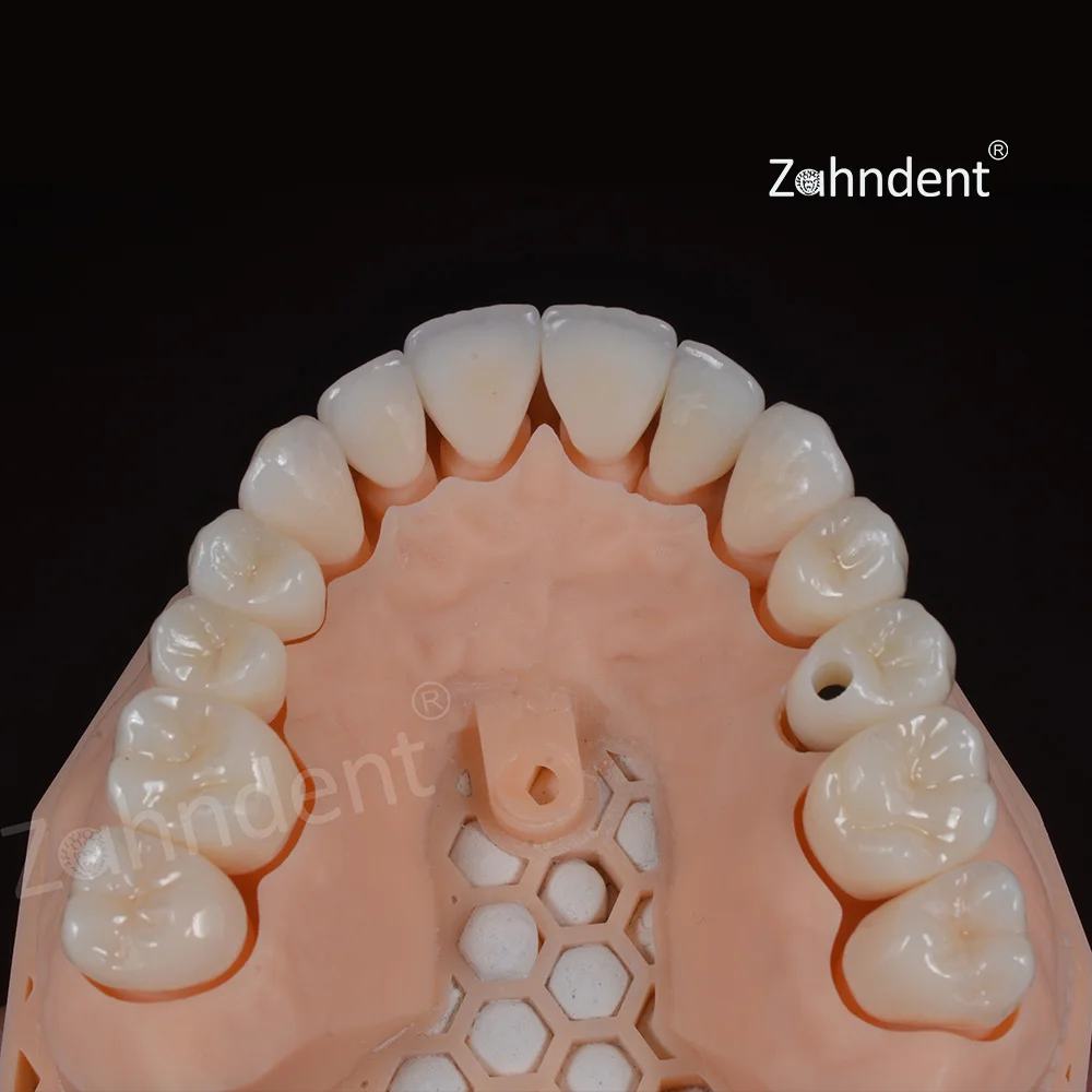 CAD CAM Dental Consumables Ceramic Zirconia Dental Milling Machine Zirconia Block Zirconia Products ST Shaded 98*10-30mm