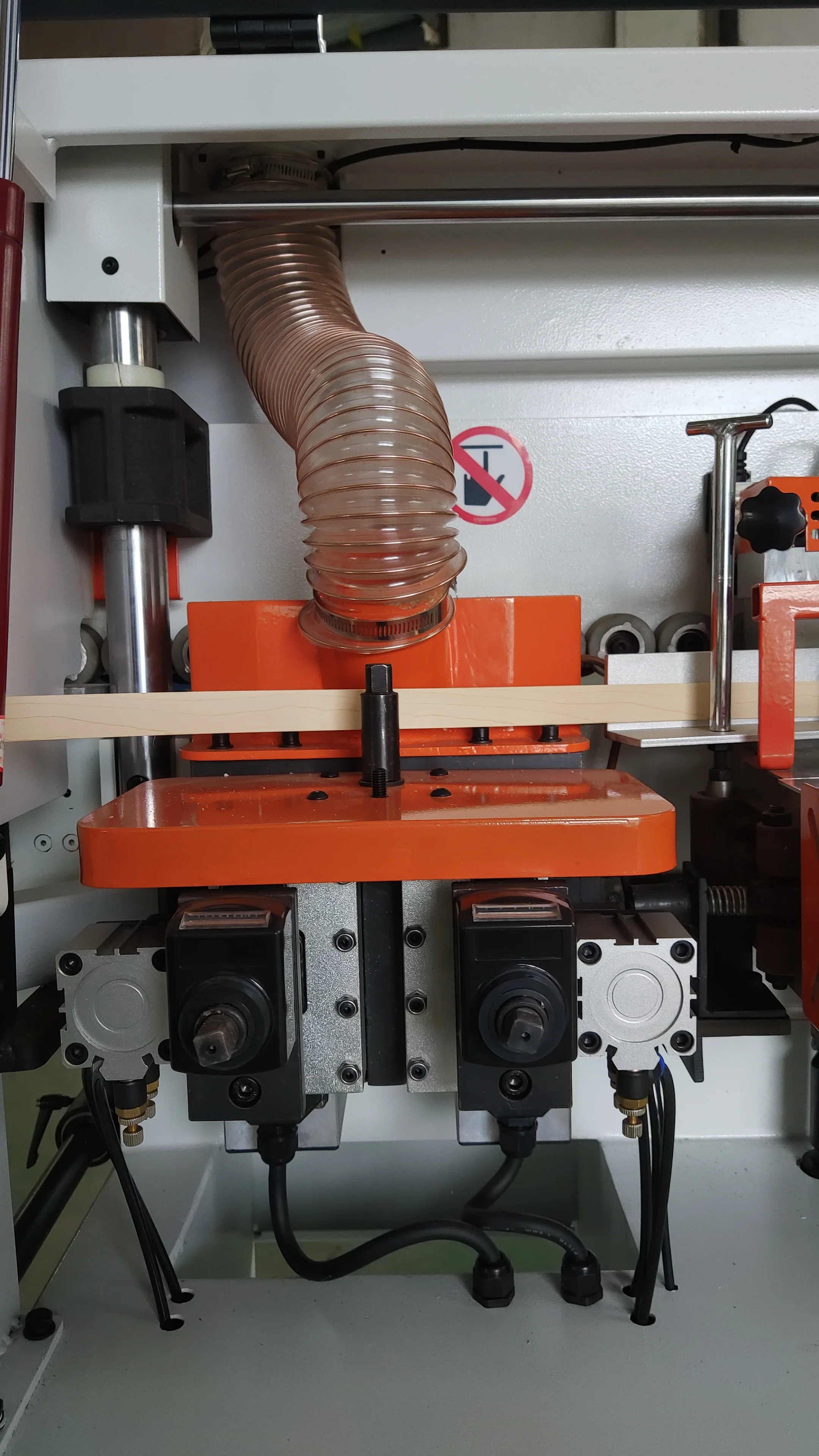 TT-306 DSP wood edge bander board edge banding machine with pre milling function