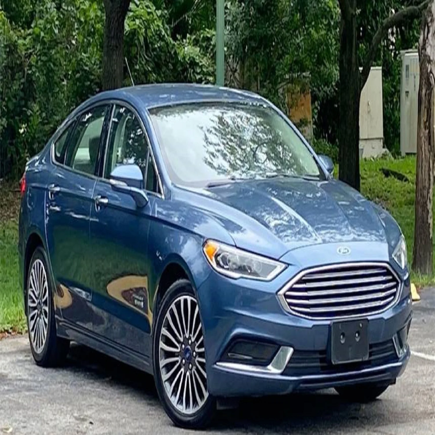 Б/у 2018 Ford Fusion Energi SE FWD