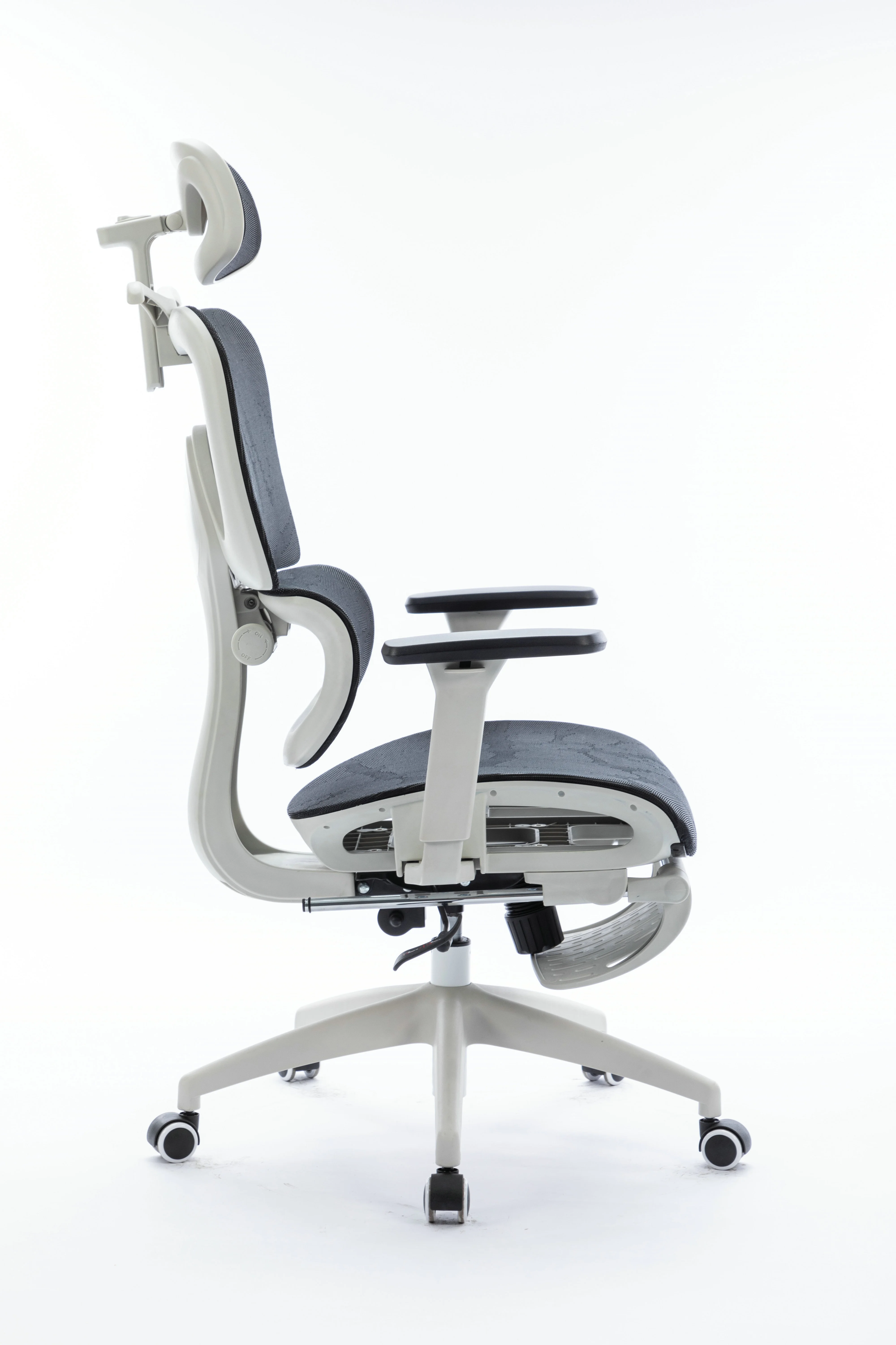 Ergonomic Multi Function Executive Computer Swivel Chair Adjustable Mesh Office Computer Desk Chairs Mesh with footrest