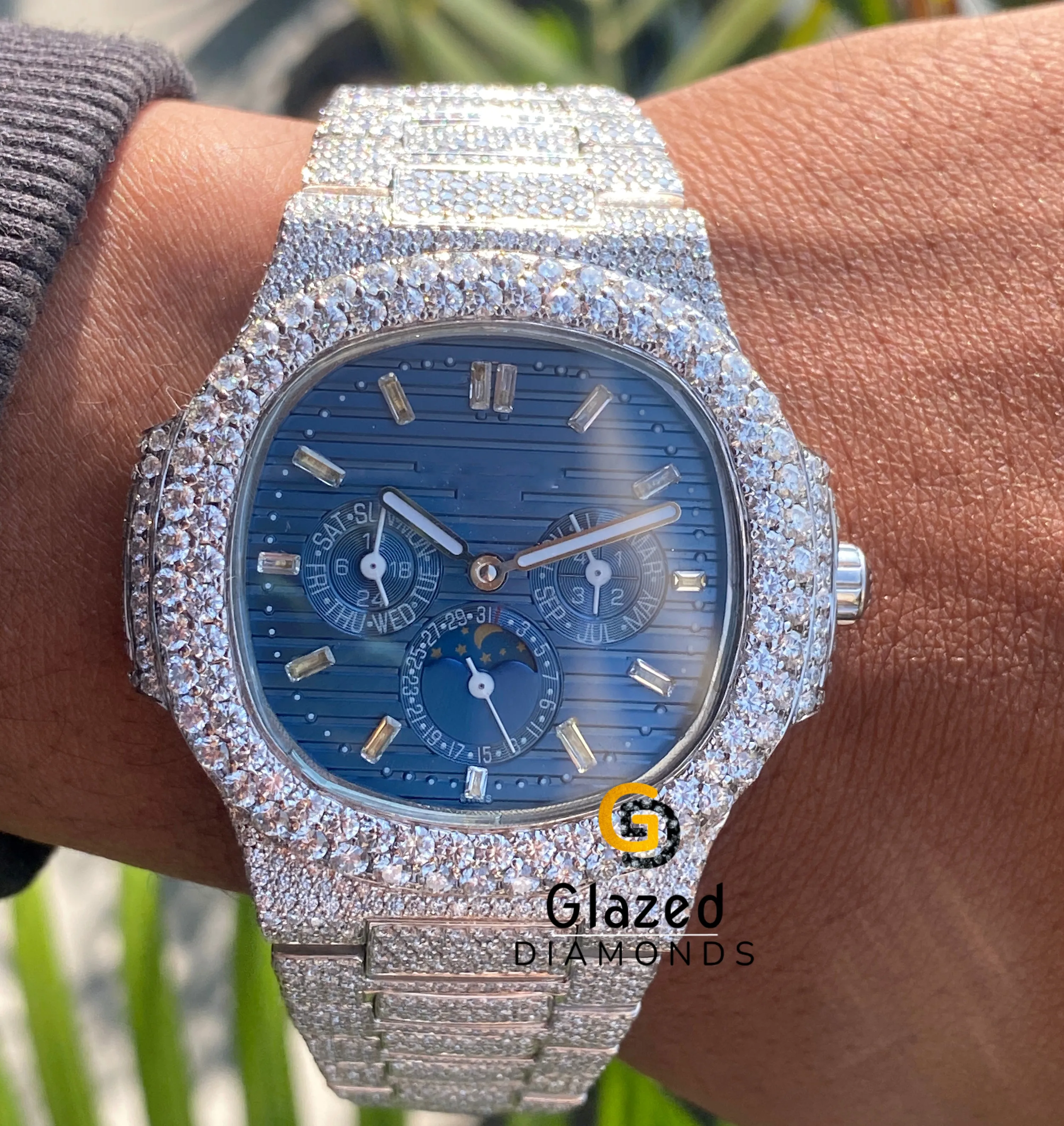 Exquisitely Crafted With Round Brilliant Cut Moissanite Diamonds And Stainless Steel Our Stylish Watch Ultimate Choice For Men